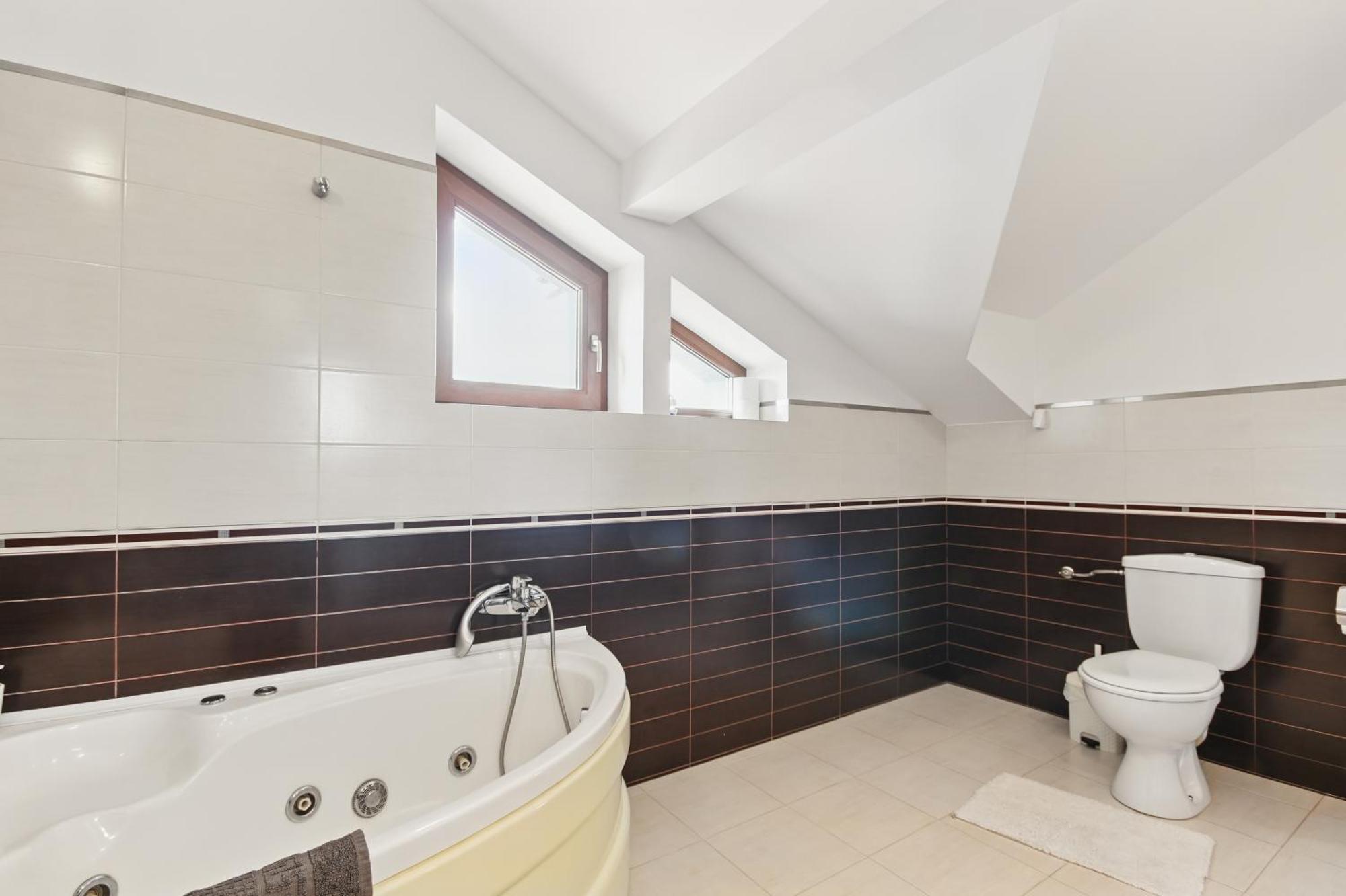 Casa Galand Hotel Parscov Екстериор снимка