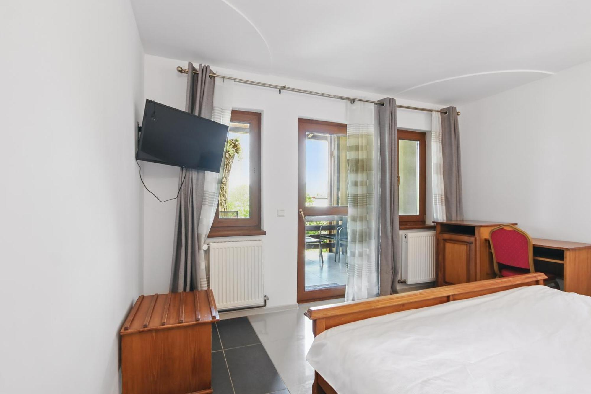 Casa Galand Hotel Parscov Екстериор снимка